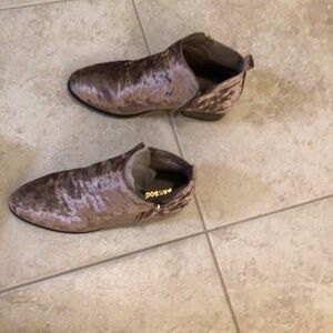 Cute velvet booties Size 9